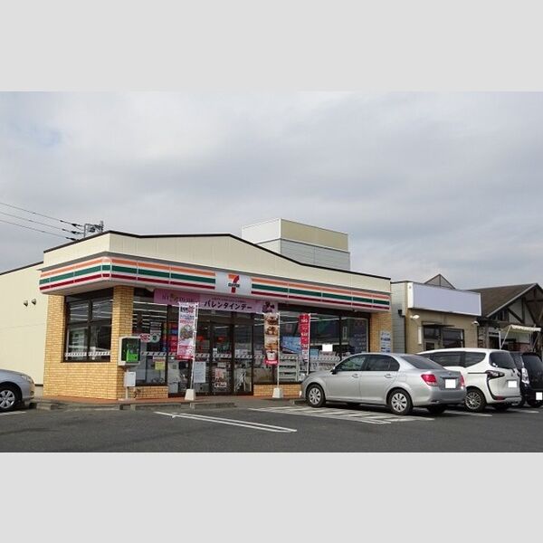現地周辺 (セブンイレブン東海駅西店(748m))