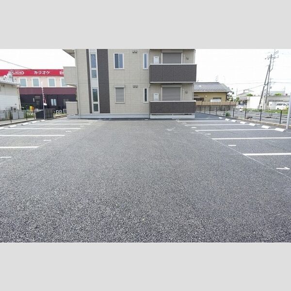 駐車場 (駐車場)