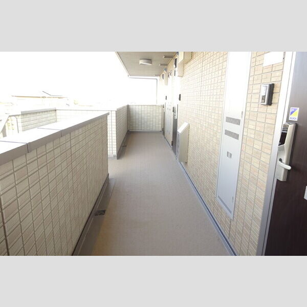 エントランス (2F　通路)
