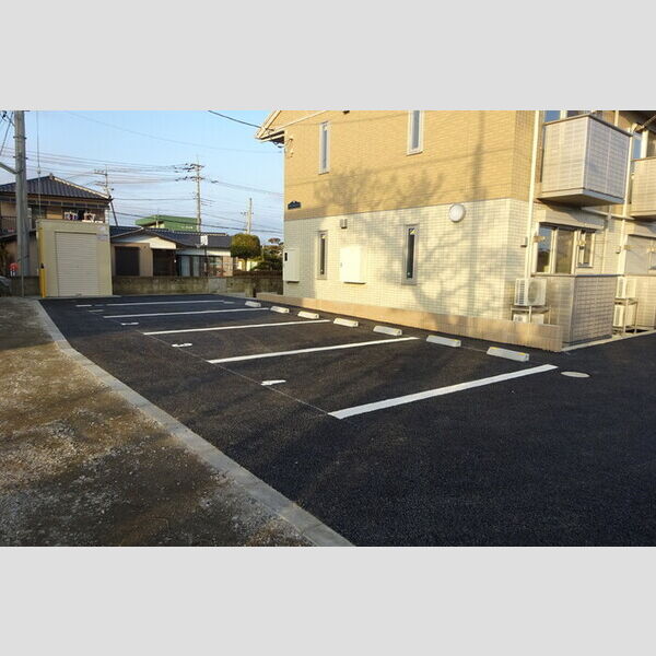 駐車場 (駐車場)