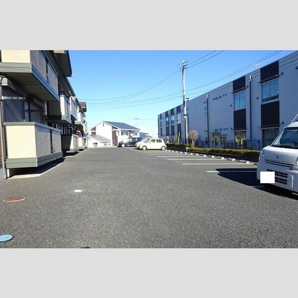 駐車場 (駐車場)