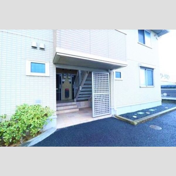 エントランス (エントランス)