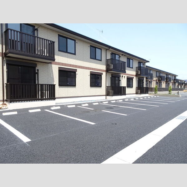 駐車場 (駐車場)