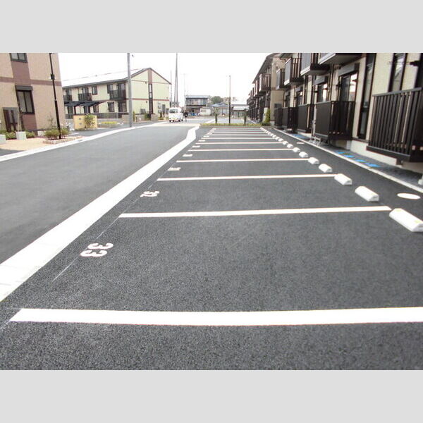 駐車場 (駐車場)