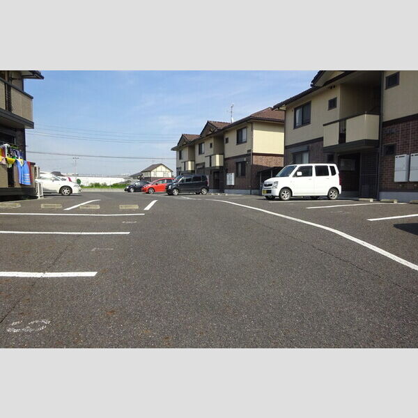駐車場 (駐車場)