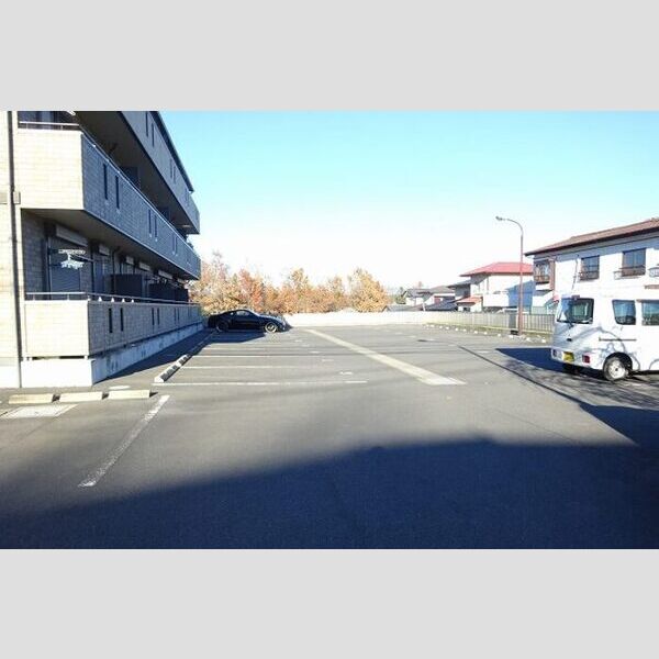 駐車場 (駐車場)