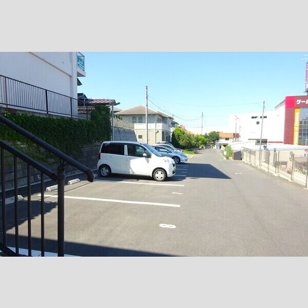 駐車場 (駐車場)