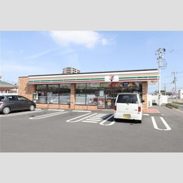 現地周辺 (セブンイレブン大成町店(816m))