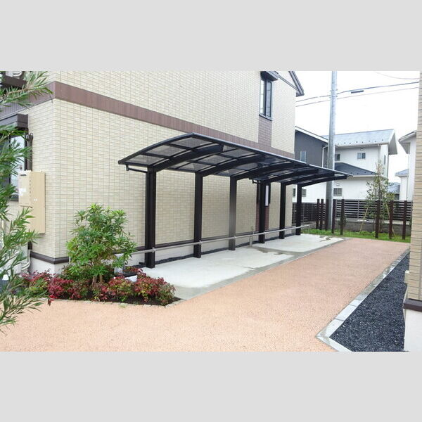 現地周辺 (駐輪場)