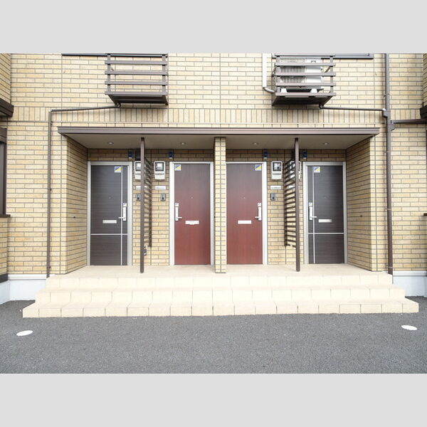 エントランス (エントランス)