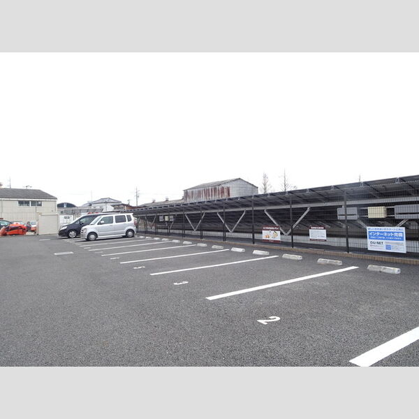 駐車場 (駐車場)