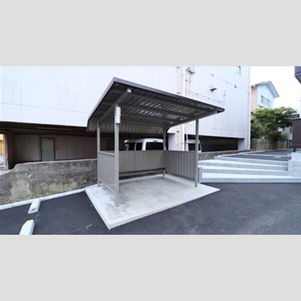 駐車場 (駐輪場)