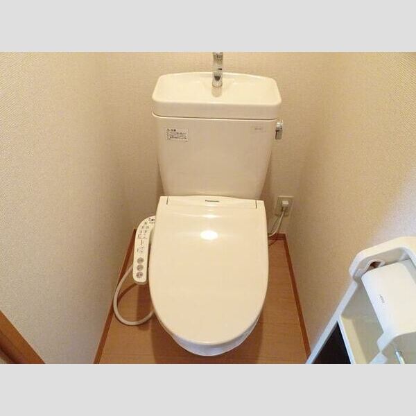 トイレ (温水洗浄暖房便座)