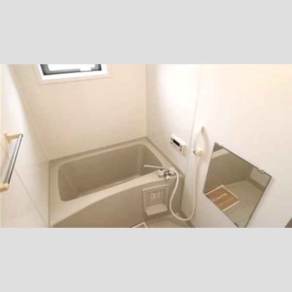 バス (追い焚き給湯式浴室)