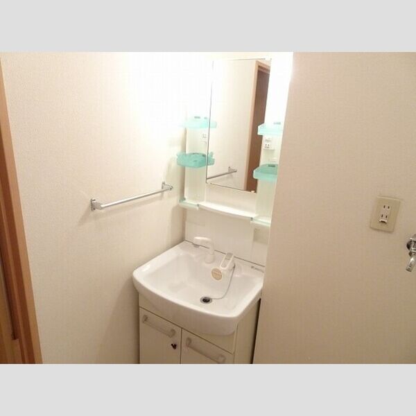 洗面所 (洗髪洗面化粧台)