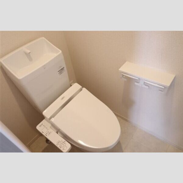 トイレ (温水洗浄暖房便座)