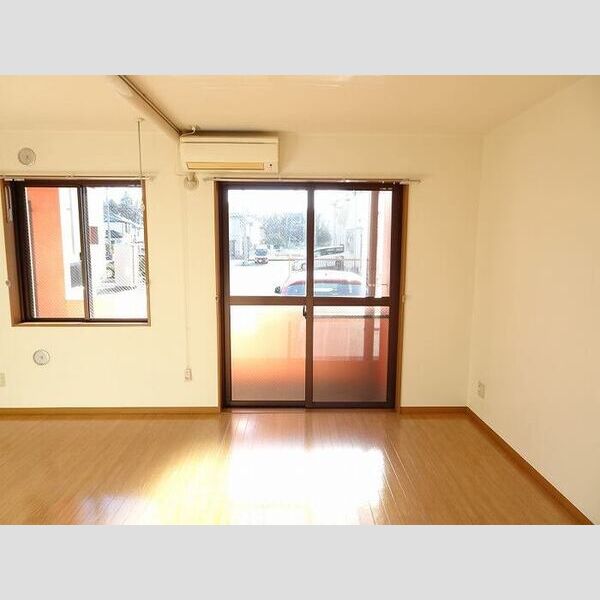 その他 (洋室10帖(別角度))