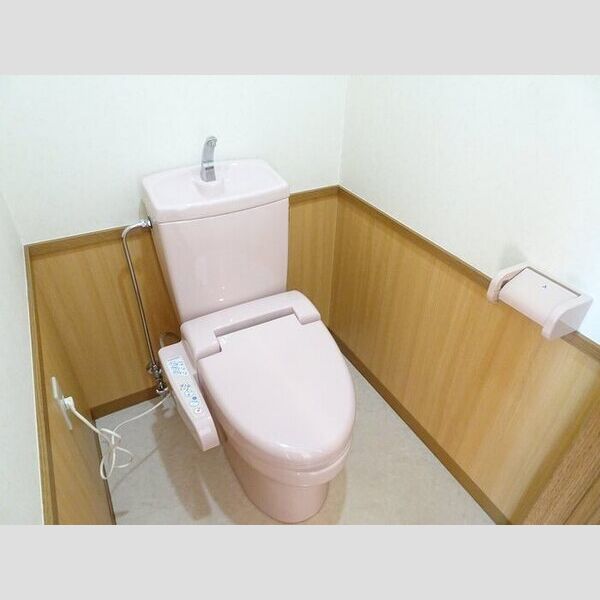 トイレ (温水洗浄暖房便座)