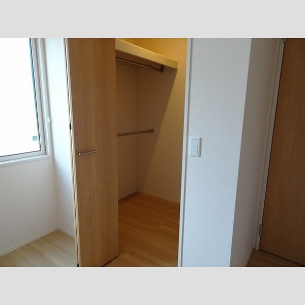 収納 (ウォークインクローゼット)