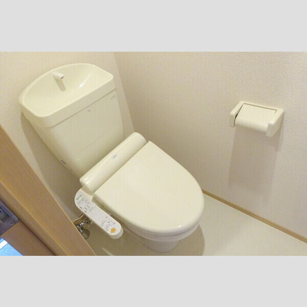 トイレ (温水洗浄暖房便座)