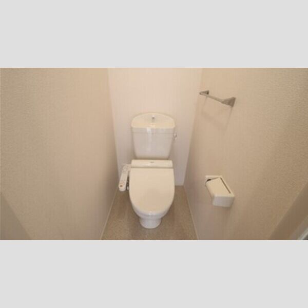 トイレ (温水洗浄暖房便座)