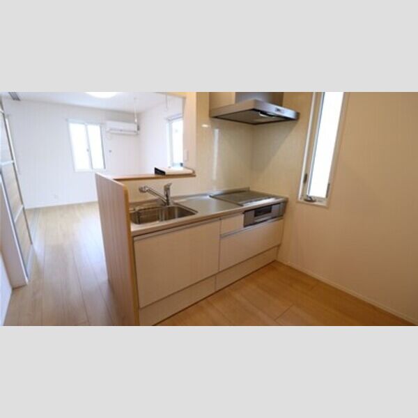 キッチン (対面式システムキッチン(IHコンロ付き))