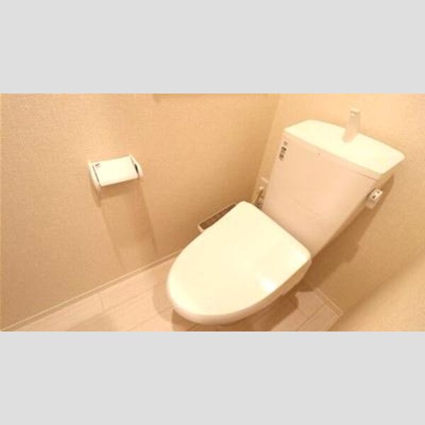 トイレ (温水洗浄暖房便座)