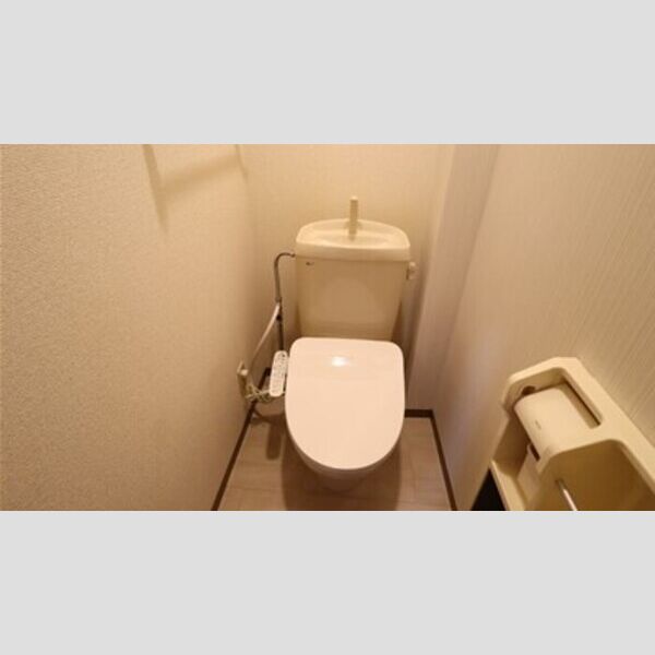 トイレ (温水洗浄暖房便座)