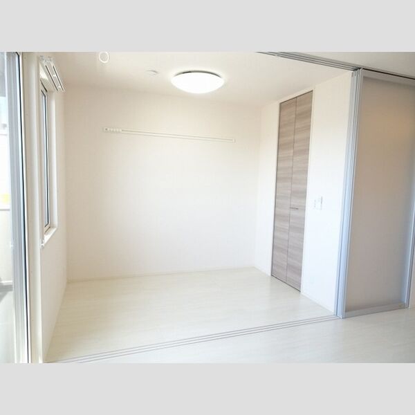 その他 (洋室3帖)