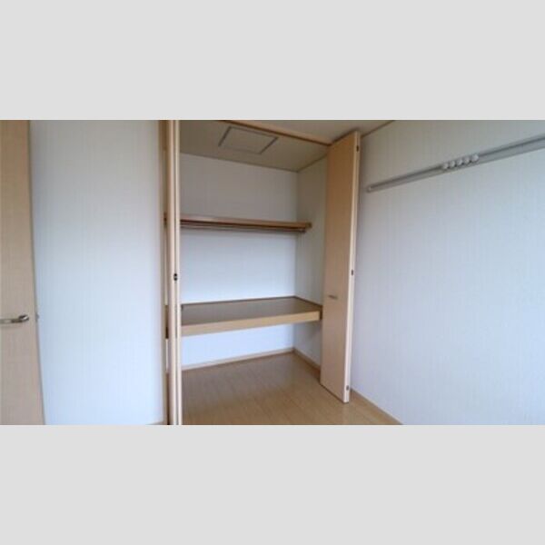 収納 (クローゼット)