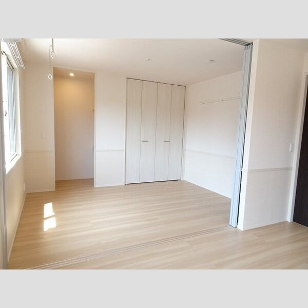 その他 (洋室6帖)