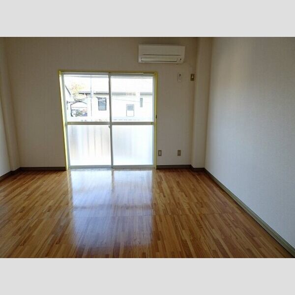 居室・リビング (洋室8帖)