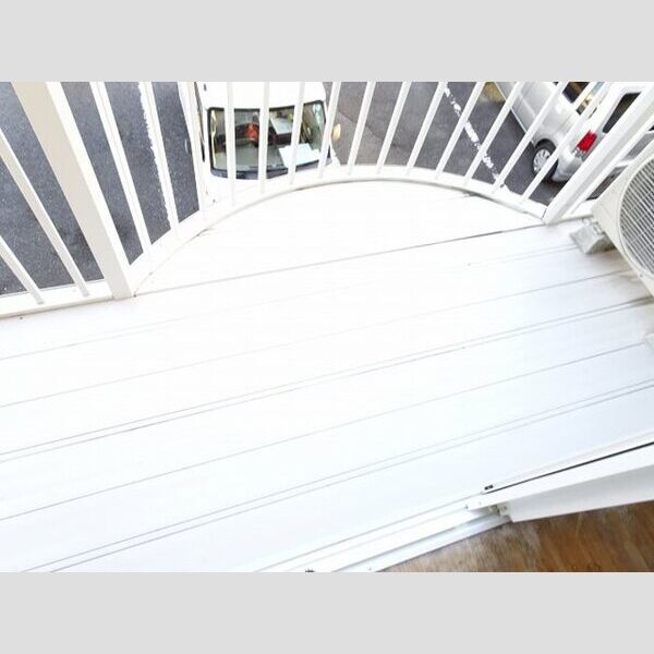 バルコニー・ベランダ (バルコニー)