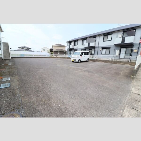 駐車場 (駐車場)