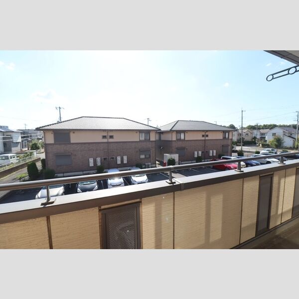 現地周辺 (窓からの風景)