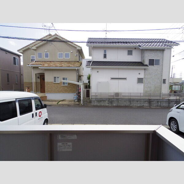 現地周辺 (窓からの風景)