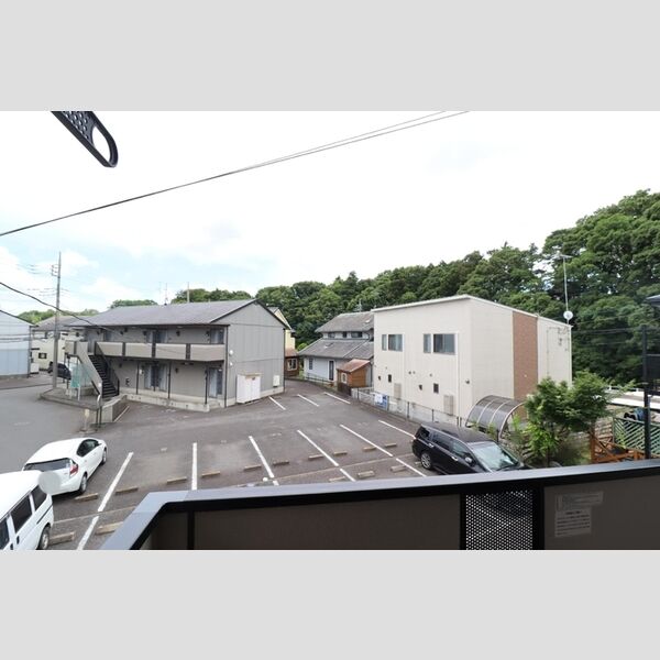 現地周辺 (窓からの風景)