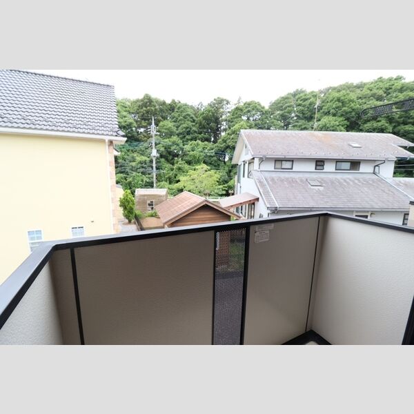 現地周辺 (窓からの風景)