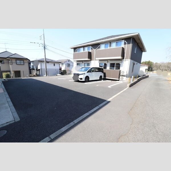 駐車場 (駐車場)