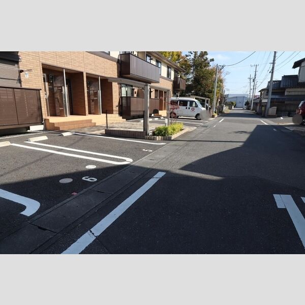 駐車場 (駐車場)