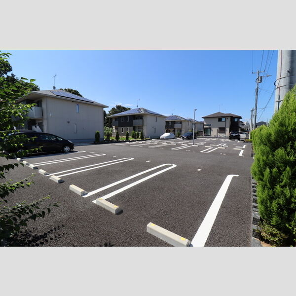 駐車場 (駐車場)