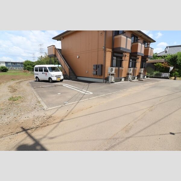 駐車場 (駐車場)