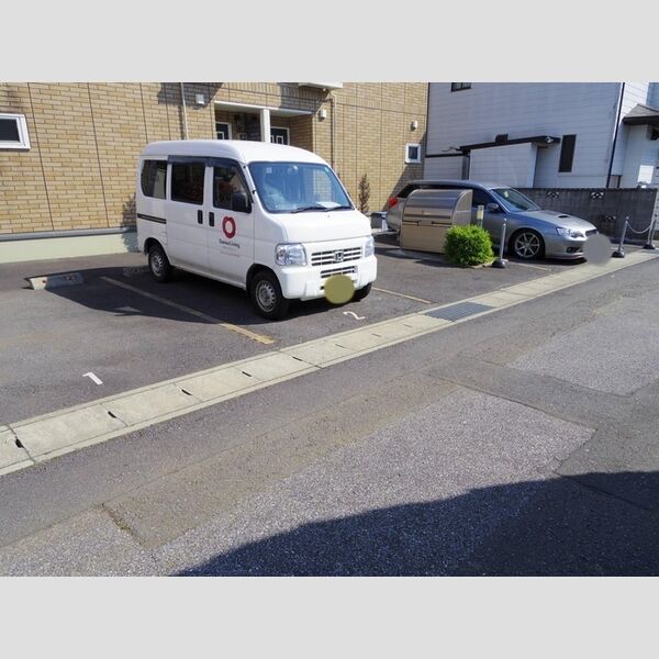 駐車場 (駐車場)