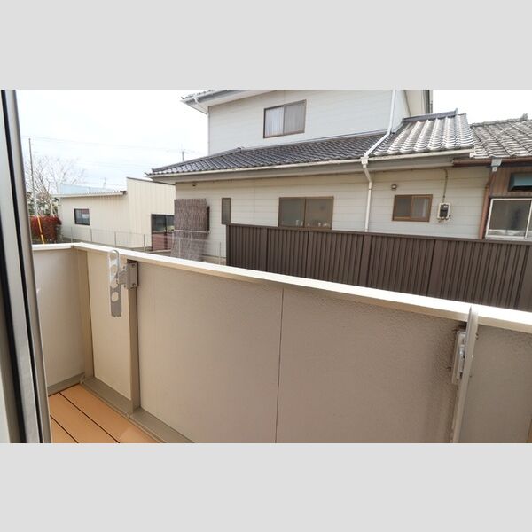 現地周辺 (窓からの風景)