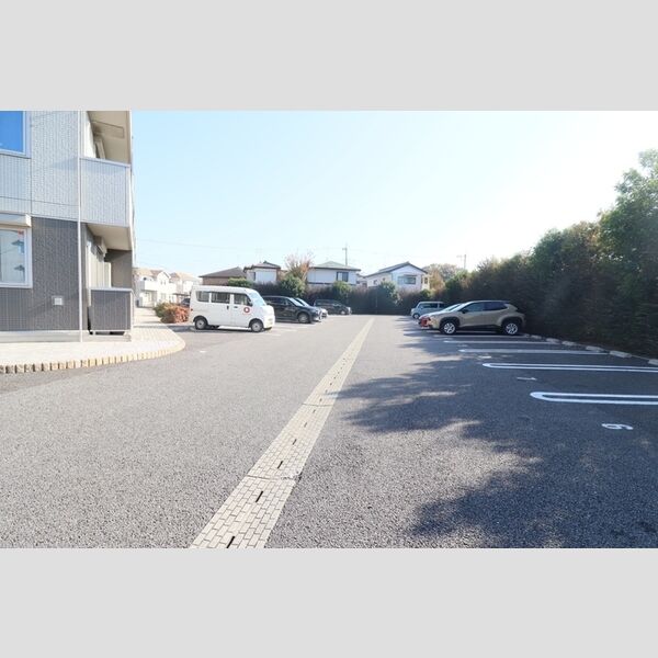 駐車場 (駐車場)