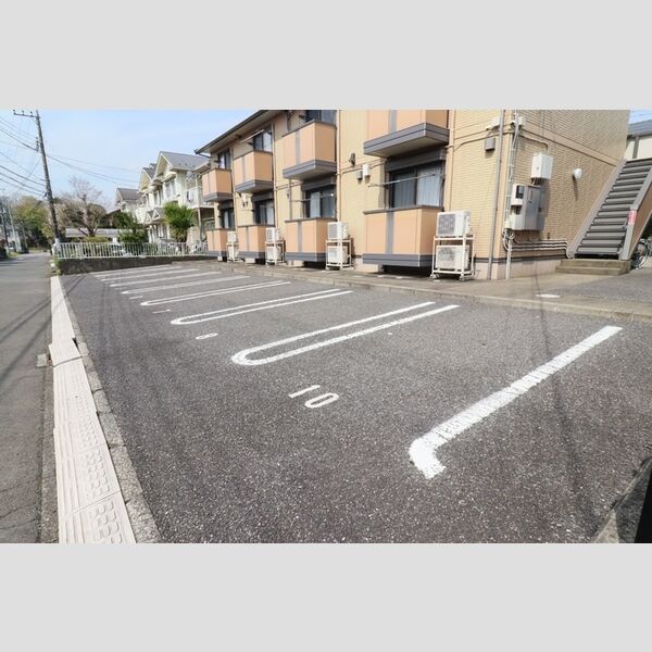 駐車場 (駐車場)