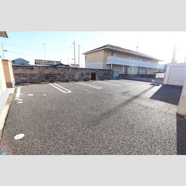 駐車場 (駐車場)