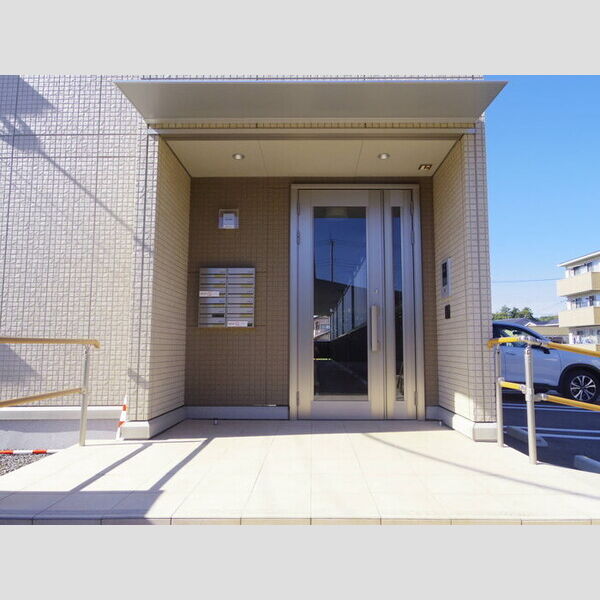 現地周辺 (エントランスロビー)