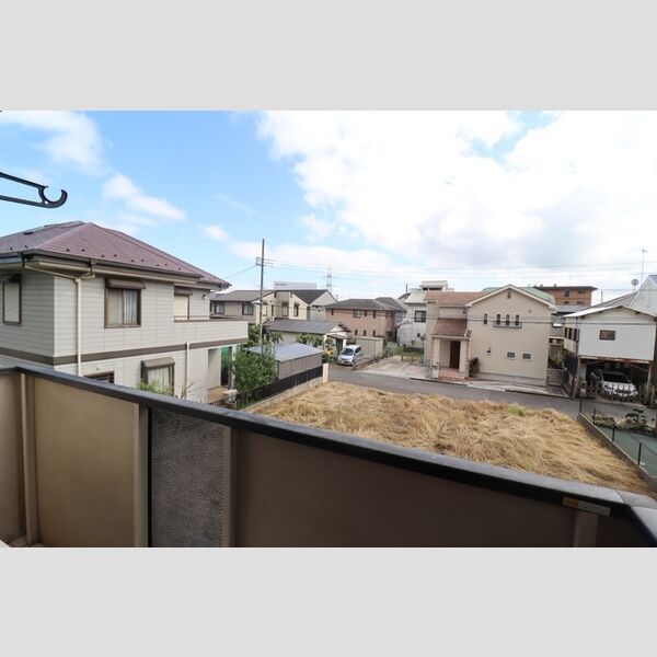 現地周辺 (窓からの風景)