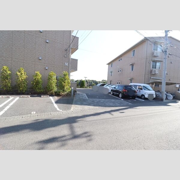 駐車場 (駐車場(M棟側))